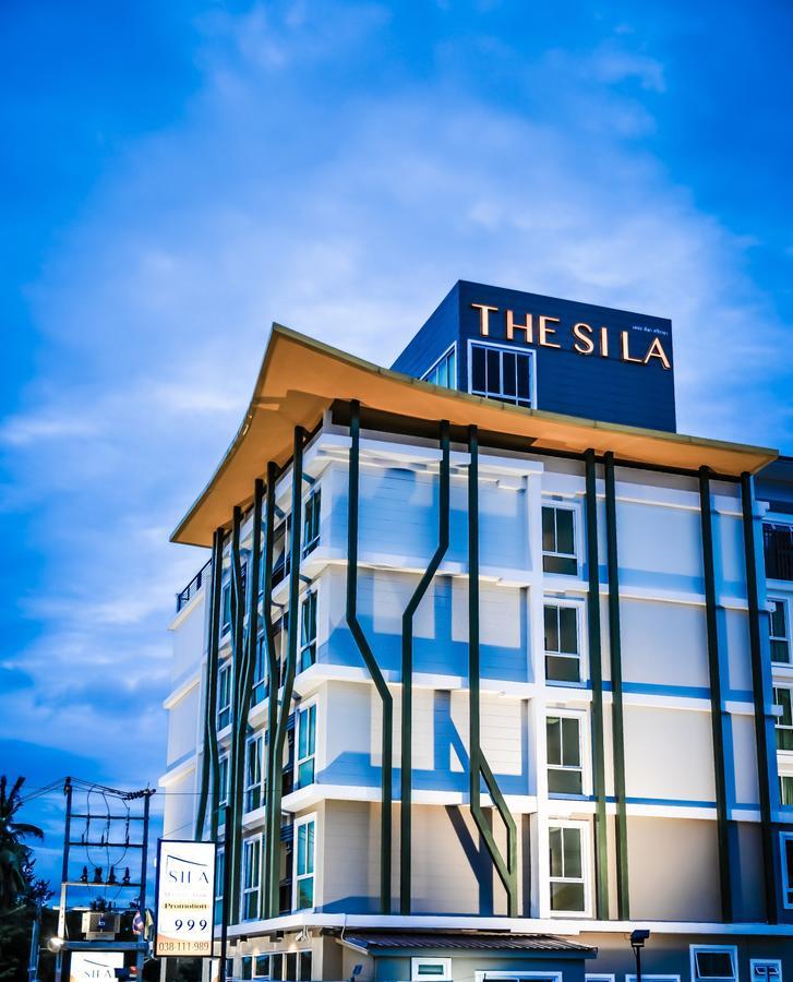 The Sila Hotel Si Racha Bagian luar foto